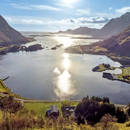 Lofoten Fjordcamp *