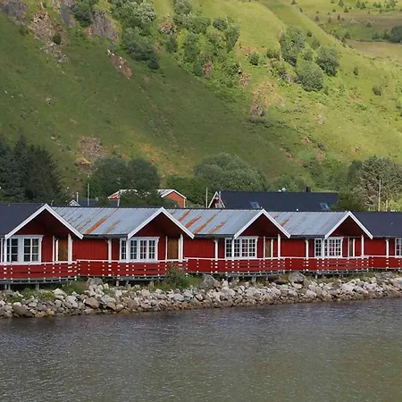 Lofoten Fjordcamp Parque de Campismo