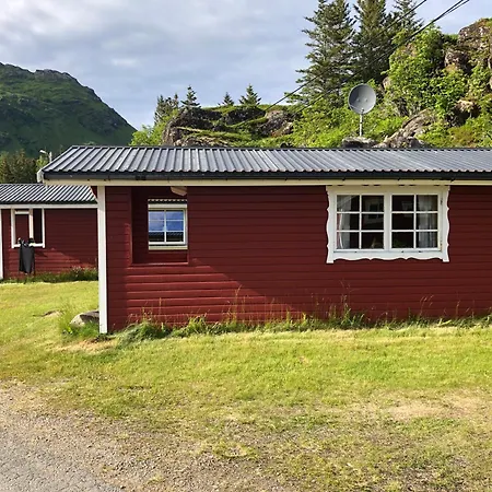 Lofoten Fjordcamp * Valberg