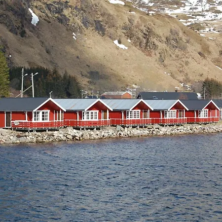Lofoten Fjordcamp