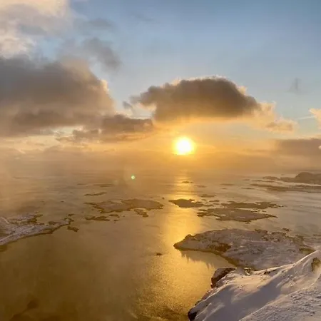 Lofoten Fjordcamp *